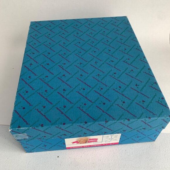 Madame Alexander Doll Marme 1224 In Original Box - Picture 6 of 8
